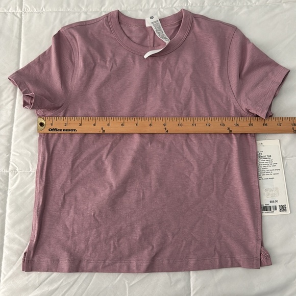 Lululemon Classic Fit Cotton Blend Tee - Picture 5 of 6